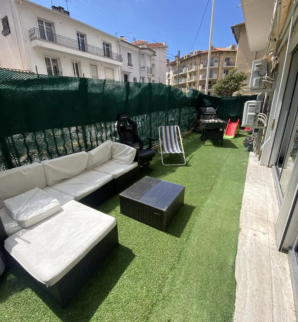 Grand Appartement Proche Palais Cannes França